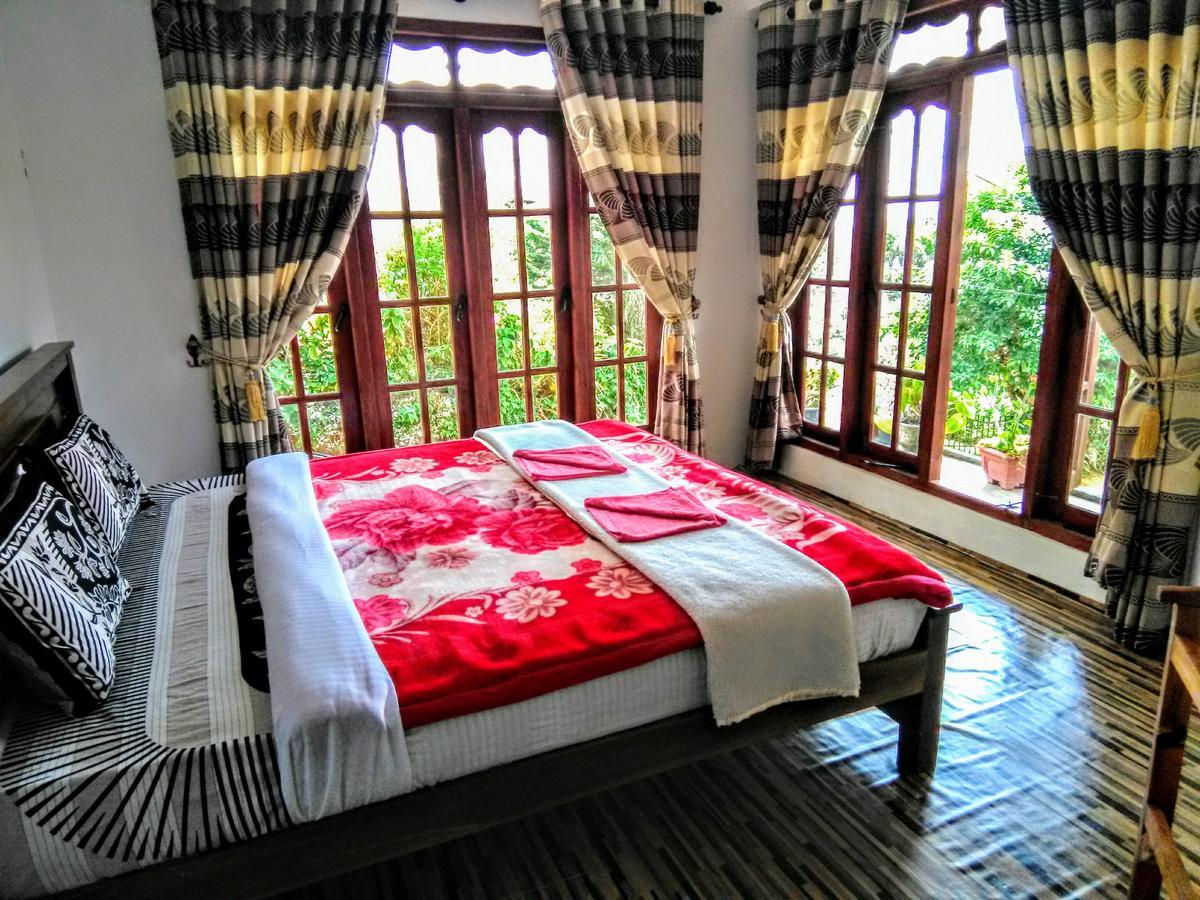 Travellers Nest Inn Нувара Елия Екстериор снимка