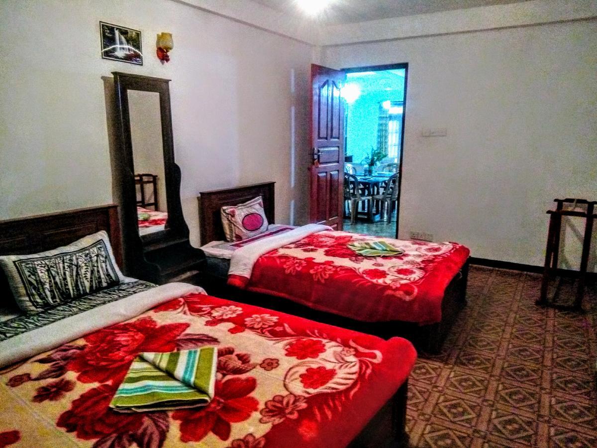 Travellers Nest Inn Нувара Елия Екстериор снимка