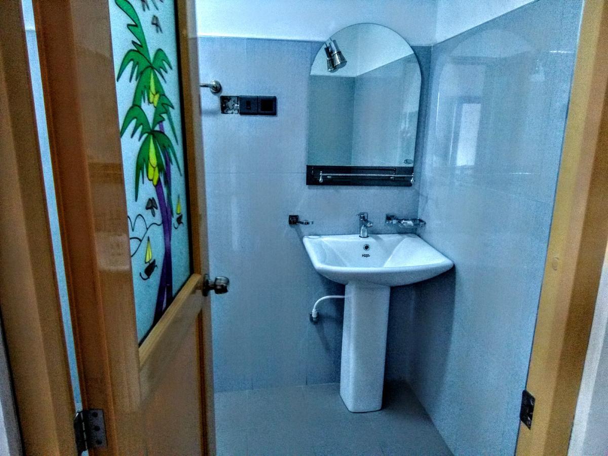 Travellers Nest Inn Нувара Елия Екстериор снимка